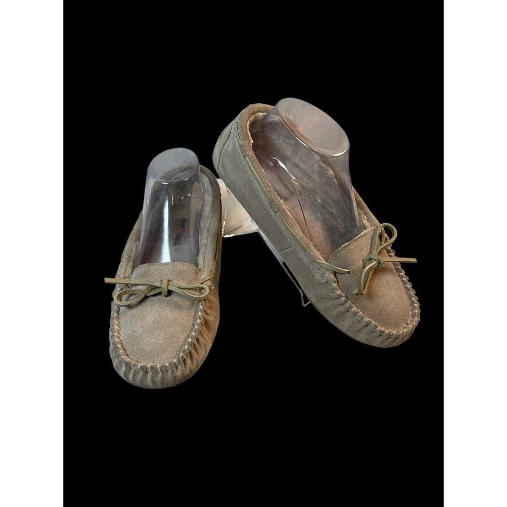 Minnetonka Kayla Suede Lined Moccasin Slippers Stone Women Size 9M - Picture 2 of 7